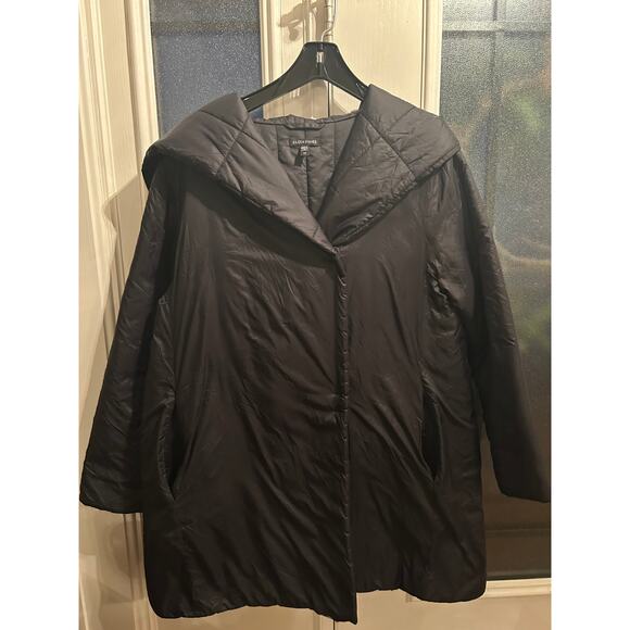 Eileen Fisher Black Quilted Hooded Coat  Size L Lightweight Packable Warm Jacket - Picture 3 of 6